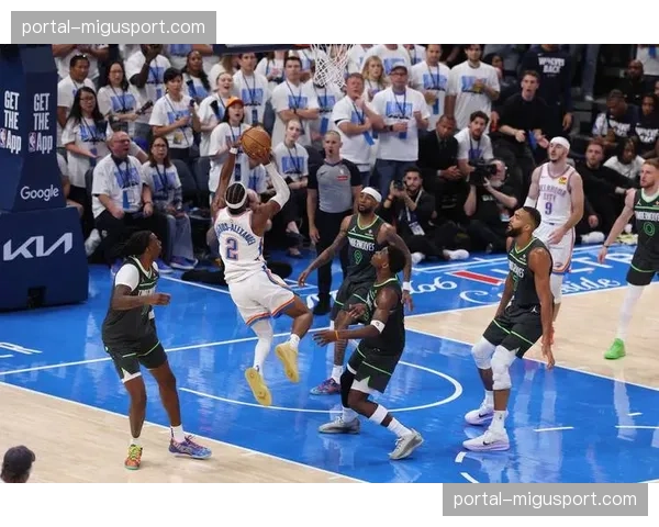 战术复盘：维加斯金 knight 的防守反击体系为何在季后赛失效？